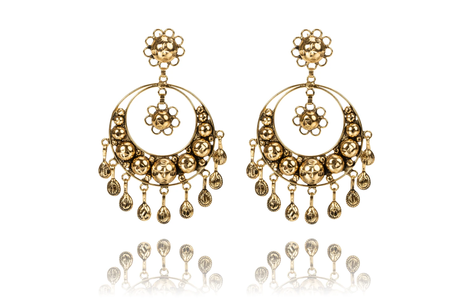 Chan Banu Earring